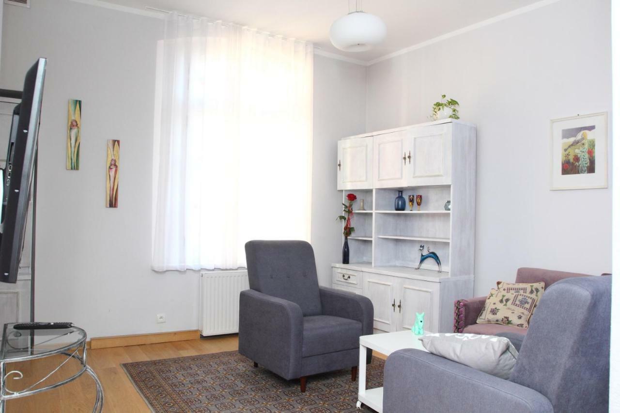 Apartament Antykwa Торунь Екстер'єр фото